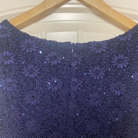 Blue Cocktail Dress with sequins - Picture 3 of 7